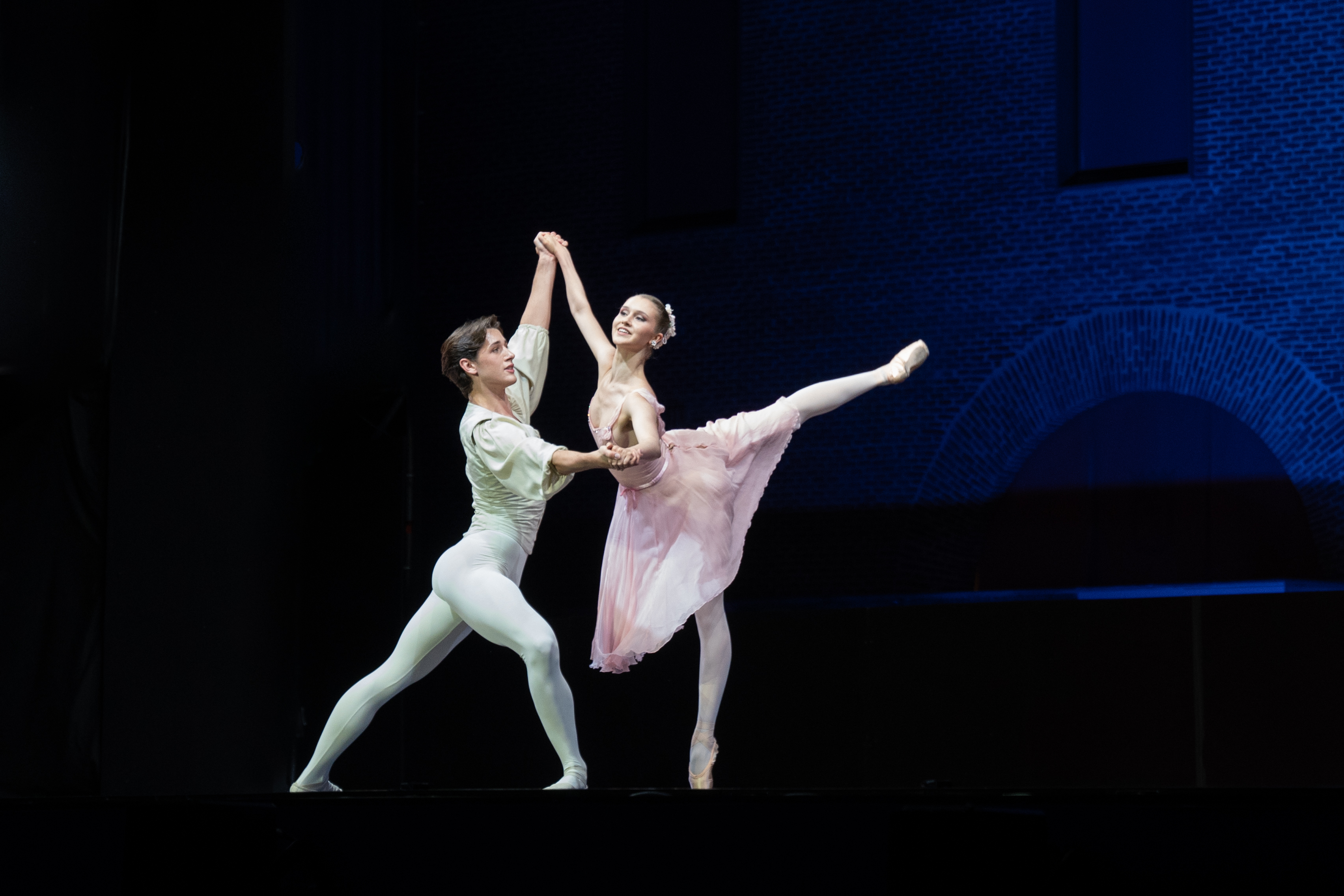 Pas de deux del Junior Ballet de la Ópera de París · Veranos de la Villa 2025.